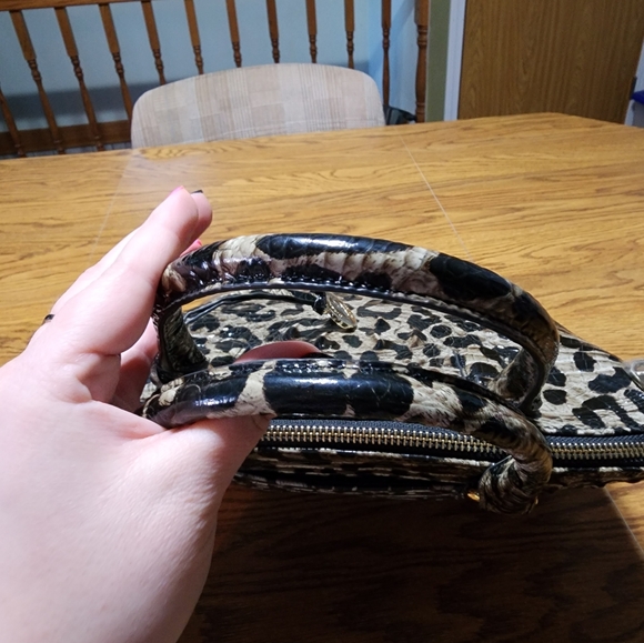 Brahmin Duxbury Snow Leopard Excellent Condition - Picture 10 of 15